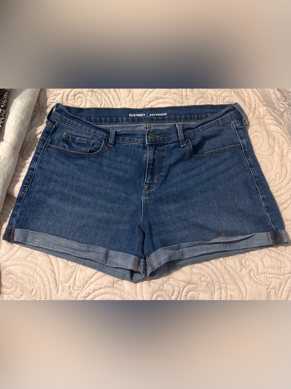 Classic High-Rise Blue Denim Women’ s short  navy boyfriend size 12